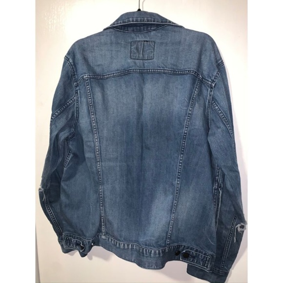 Classic Levis Denim Jacket - Picture 7 of 7